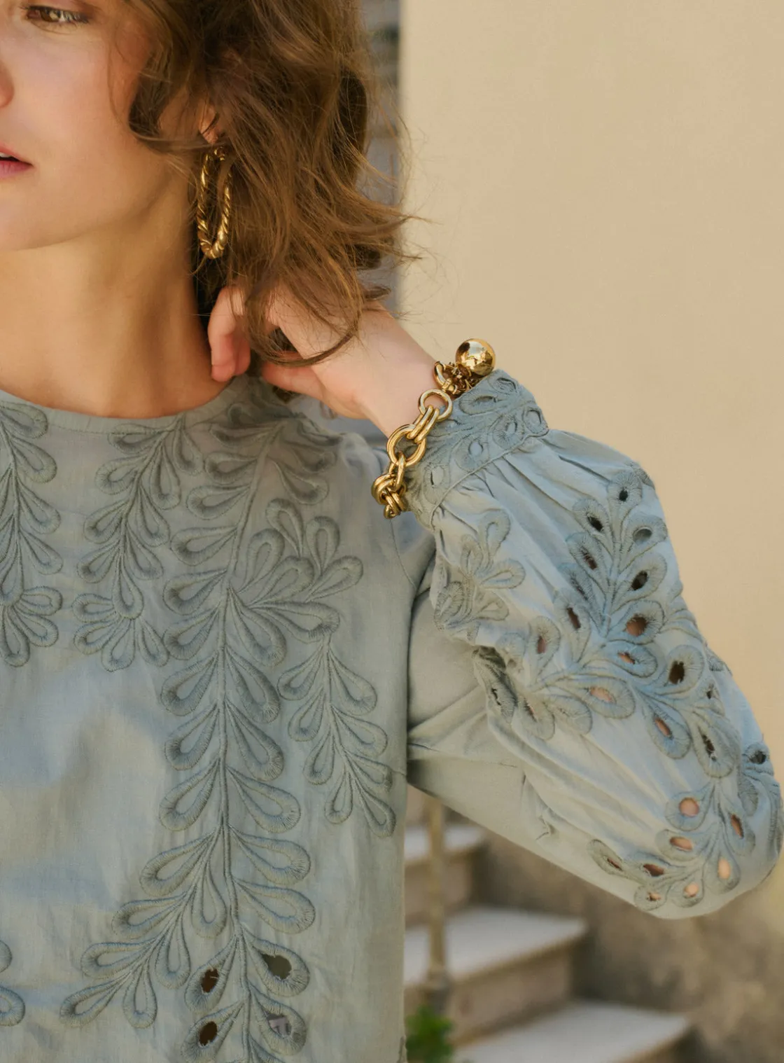 Discount Blouse Taylor Tops, Blouses