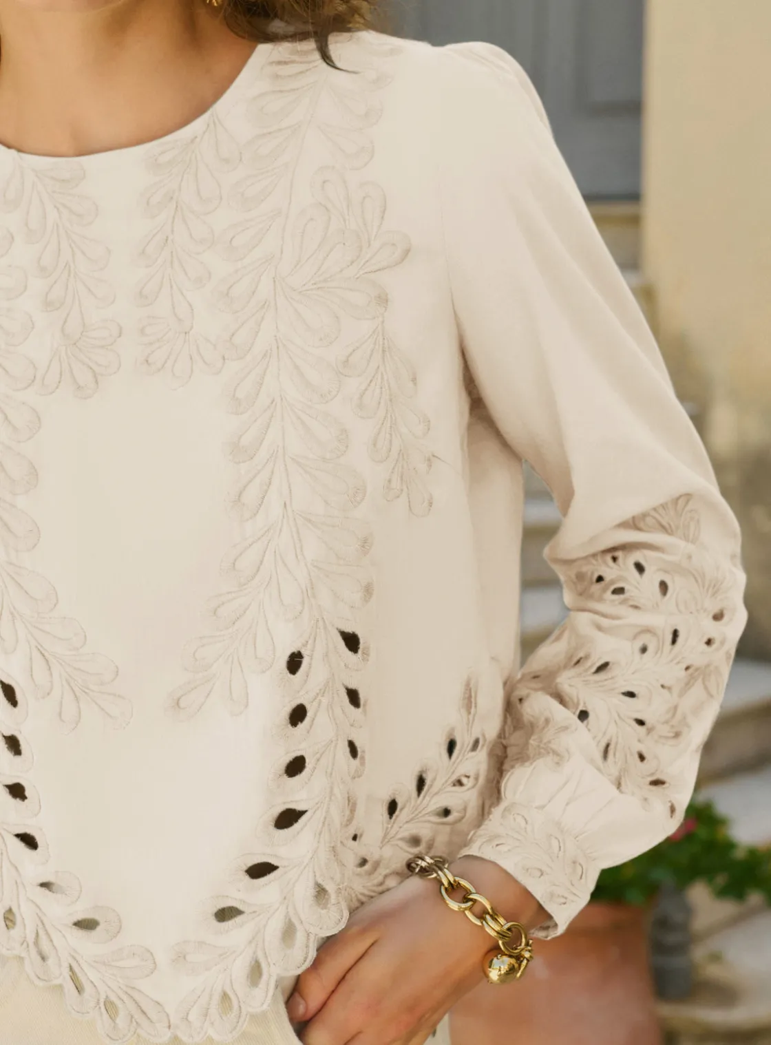 Discount Blouse Taylor Tops, Blouses