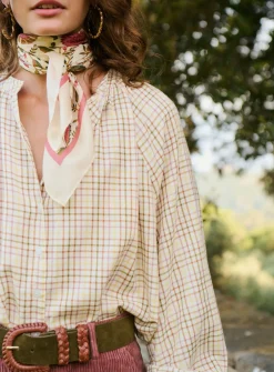 Hot Blouse Tea Tops, Blouses
